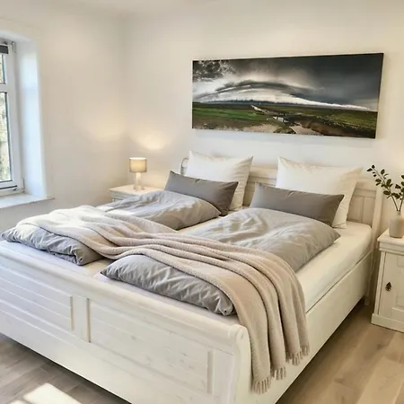 Hof Steinhuetten Boutique Aparthotel Westerhever